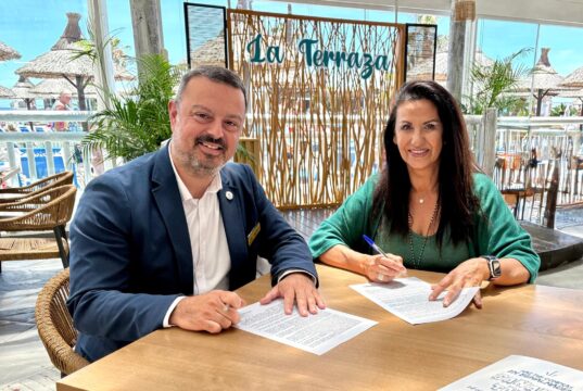 Sunset Beach Club amplía la oferta de servicios con descuentos para los asociados de ACEB-ACCAB