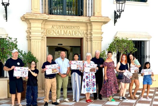 Entrega de premios a los ganadores del concurso de decoración de Feria Virgen de la Cruz